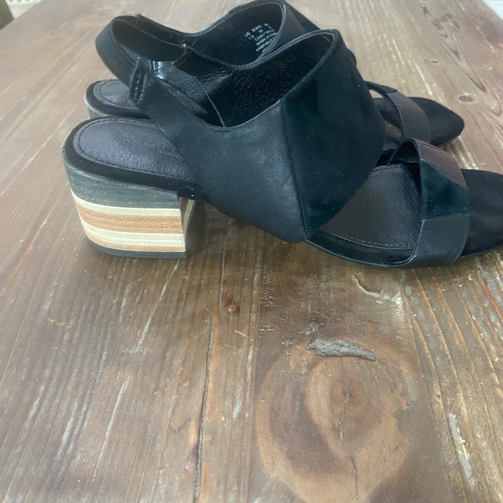 KELSI DAGGER Brooklyn Black Women's Heeled Sandals 7.5